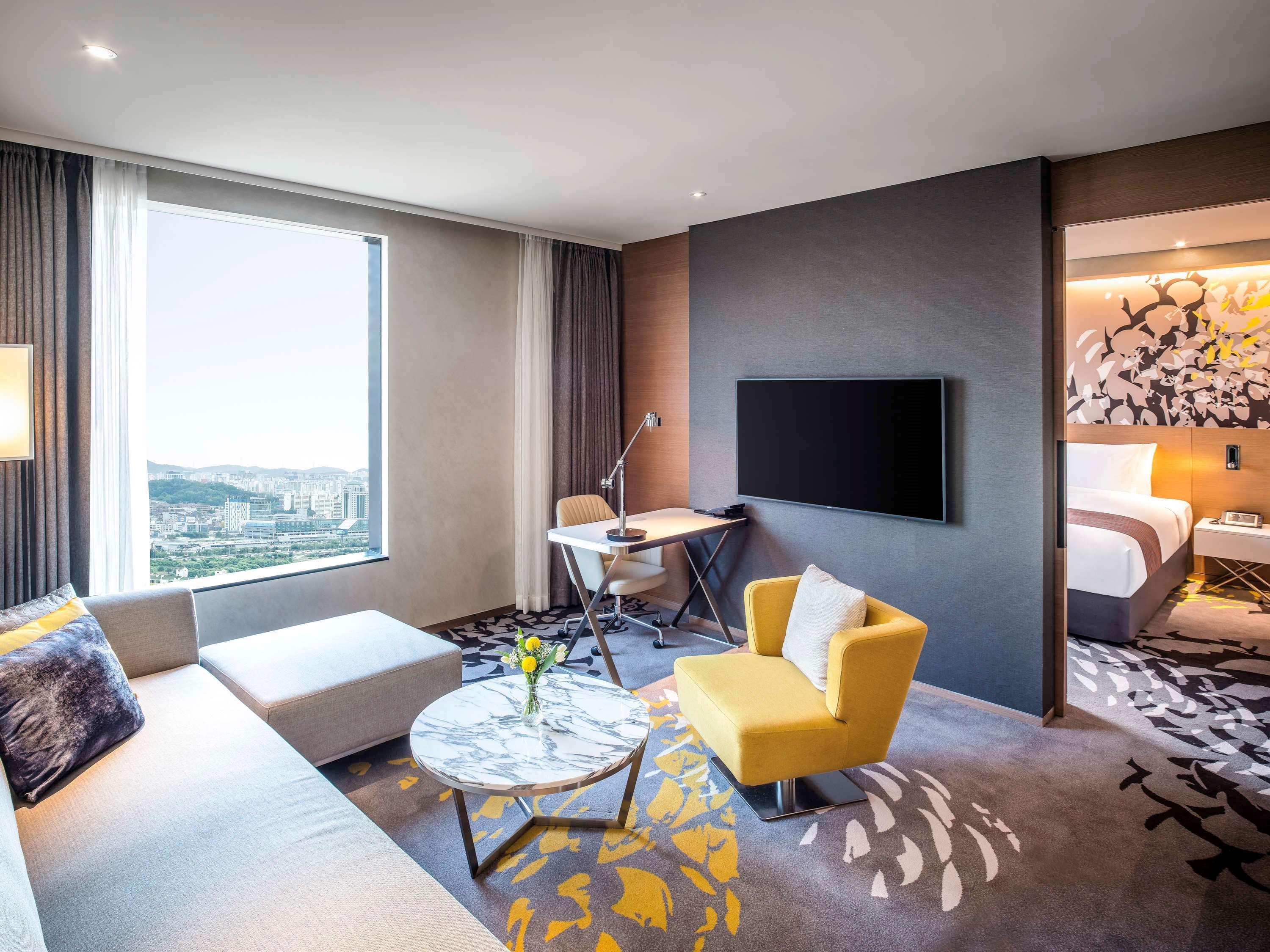 Novotel Suites Ambassador Seoul Yongsan מראה חיצוני תמונה